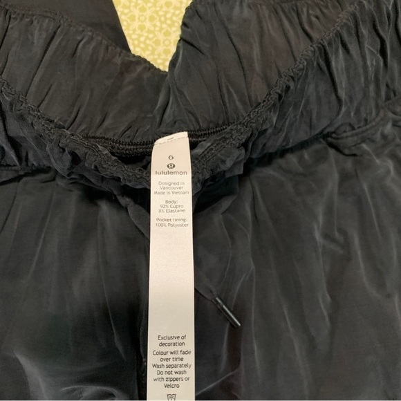 LULULEMON - Lost In Leisure Crop Jogger - Picture 6 of 10